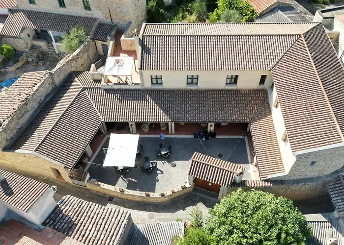 Albergo Diffuso Il Mandorlo